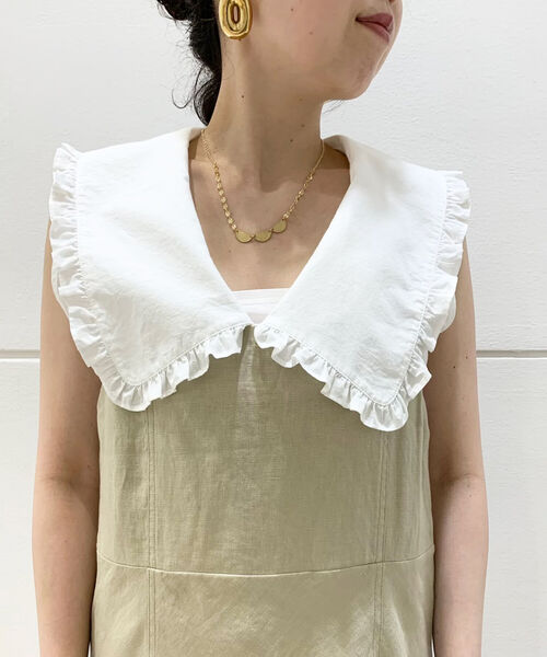 Rie Miller(リエミラー)の「フリルビックカラー2WAYブラウス(シャツ/ブラウス・レディース・ホワイト/ベージュ系1/ブラック/チャコールグレー/サックスブルー/ベージュ・38)」の18枚目の写真