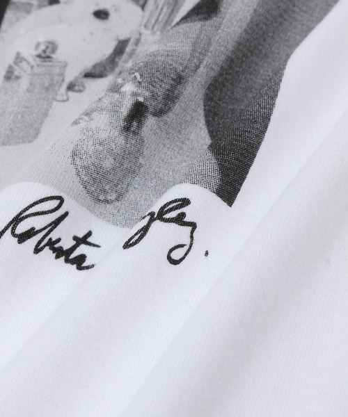 ADAM ET ROPE'（アダムエロペ）の「【アウトレット店舗・WEB限定】ROBERTA BAYLEY フォトTシャツ1（Tシャツ/カットソー・レディース・ホワイト/ホワイト系その他・FREE）」の6枚目の写真