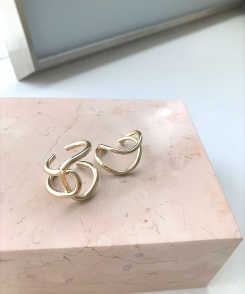 Me%(ミィパーセント)の「☆2点セット☆ヘンケイワイヤーSETリング(リング・レディース・シルバー/ゴールド・FREE)」の16枚目の写真