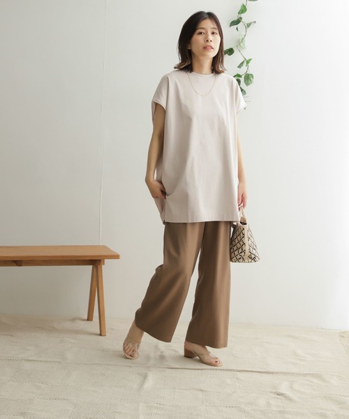 URBAN RESEARCH DOORS（アーバンリサーチドアーズ）の「【WEB限定】ワイドチュニックプルオーバー（Tシャツ/カットソー・レディース・ブルー/ライトベージュ/モカ・ONE）」の20枚目の写真