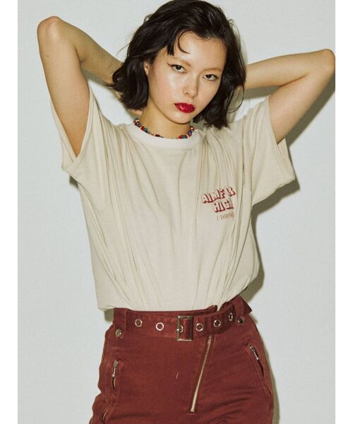 jouetie（ジュエティ）の「クラックロゴTシャツ（Tシャツ/カットソー・レディース・オフホワイト/ボルドー/ブラック・MEDIUM）」の4枚目の写真