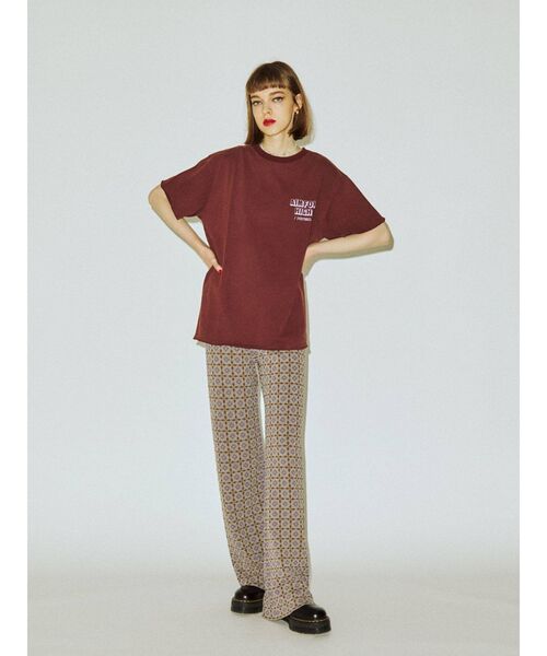 jouetie（ジュエティ）の「クラックロゴTシャツ（Tシャツ/カットソー・レディース・オフホワイト/ボルドー/ブラック・MEDIUM）」の5枚目の写真