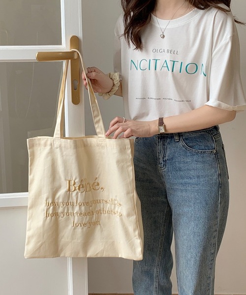 Jasmine Grandiflorum(ジャスミングランディフローラム)の「同色ロゴ刺繍パステルトートバッグ(トートバッグ・レディース・ベージュ/パープル/ピンク/ブルー・FREE)」の12枚目の写真