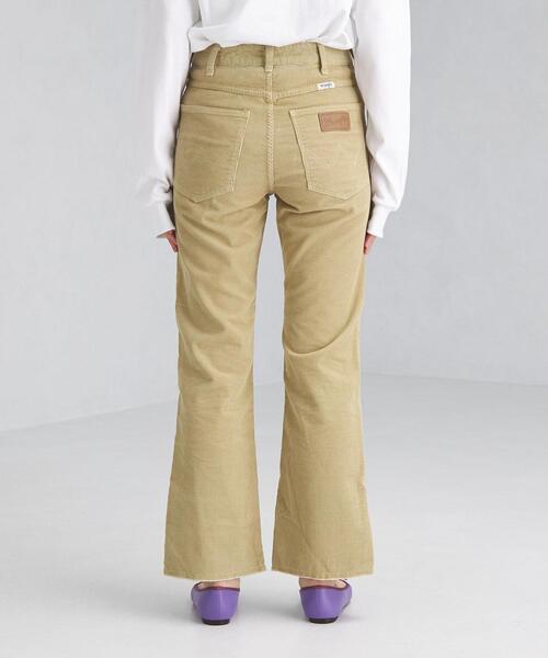 Wrangler（ラングラー）の「【別注】＜Wrangler(ラングラー)＞ コーデュロイ フレア パンツ（その他パンツ・レディース・ベージュ/ブラウン・S/M）」の5枚目の写真