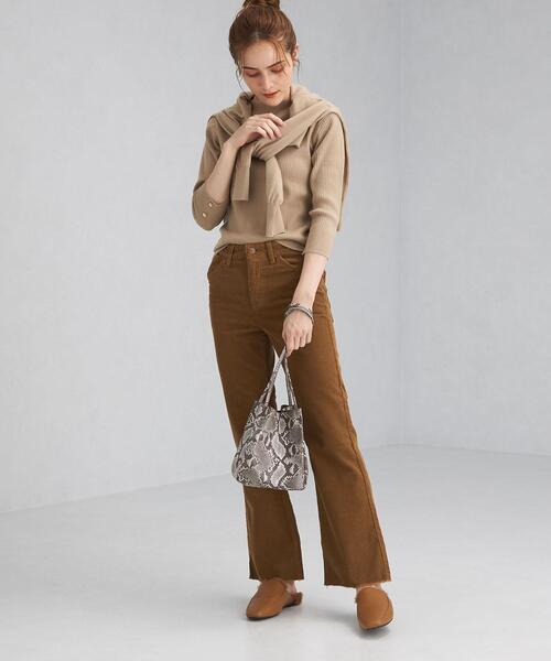 Wrangler（ラングラー）の「【別注】＜Wrangler(ラングラー)＞ コーデュロイ フレア パンツ（その他パンツ・レディース・ベージュ/ブラウン・S/M）」の15枚目の写真