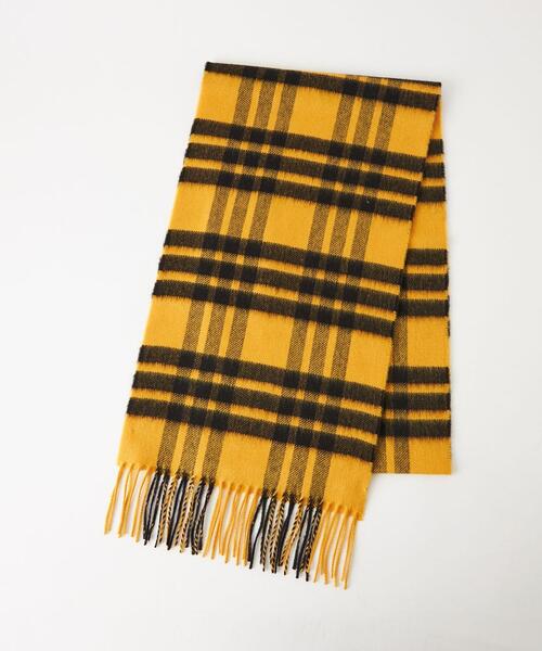 Johnstons of Elgin（ジョンストンズオブエルガン）の「＜JOHNSTONS（ジョンストンズ）＞カシミヤ チェック マフラー -ユニセックス-（マフラー・メンズ・レッド/イエロー/ナチュラル/コバルトブルー・FREE）」の6枚目の写真