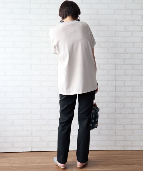 BELLUNA PLUS(ベルーナ)の「綿混ツイルストレッチゆったり楽々パンツ 股下70㎝(その他パンツ・レディース・ブラック/ベージュ/パープル系その他/ダークカーキ・SMALL/MEDIUM/LARGE/X-LARGE)」の6枚目の写真