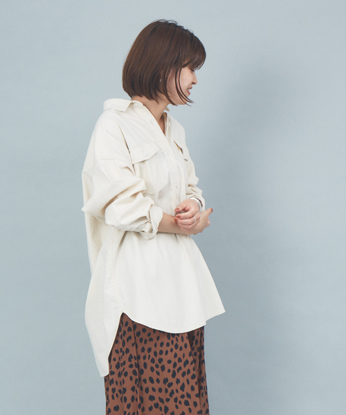 Rouge vif（ルージュヴィフ）の「デニムビックシャツ（シャツ/ブラウス・レディース・インディゴブルー/アイボリー・フリー）」の19枚目の写真