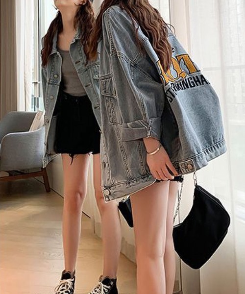 meJane（ミージェーン）の「ビッグシルエットバックロゴ刺繍Ｇジャン【ZOZOTOWN限定】（デニムジャケット・レディース・ブルー・FREE）」の5枚目の写真