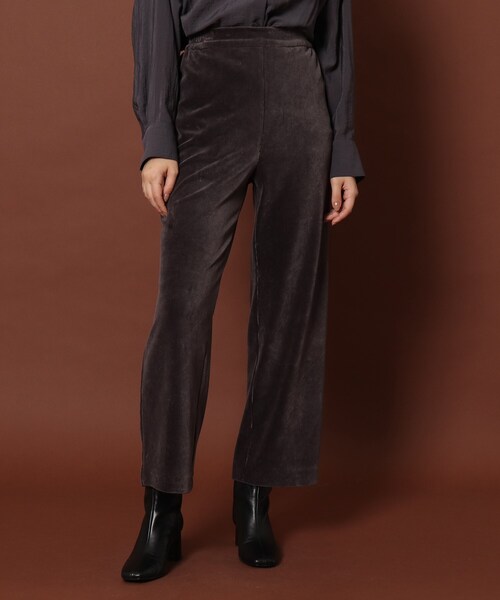 DRESSTERIOR(ドレステリア)の「◆【STORY12月号掲載/otonaMUSE11月号掲載】コーデュロイジャージイージーウエストスパンツ(その他パンツ・レディース・チャコールグレー/レッド系1/アイボリー/ライトブルー・40/38/36/34)」の8枚目の写真