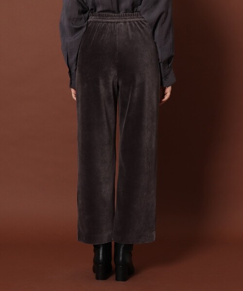 DRESSTERIOR(ドレステリア)の「◆【STORY12月号掲載/otonaMUSE11月号掲載】コーデュロイジャージイージーウエストスパンツ(その他パンツ・レディース・チャコールグレー/レッド系1/アイボリー/ライトブルー・40/38/36/34)」の21枚目の写真