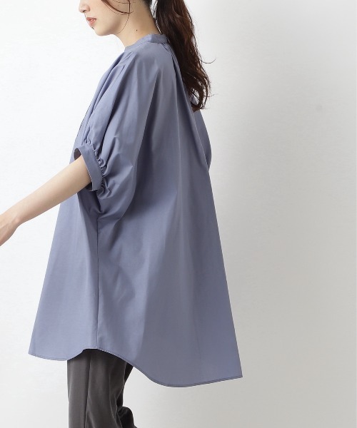 NATURAL BEAUTY BASIC（ナチュラルビューティーベーシック）の「チュニックシャツブラウス（シャツ/ブラウス・レディース・ブラウン/オフホワイト/ブルー・SMALL/MEDIUM）」の3枚目の写真