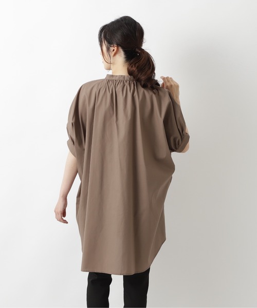 NATURAL BEAUTY BASIC（ナチュラルビューティーベーシック）の「チュニックシャツブラウス（シャツ/ブラウス・レディース・ブラウン/オフホワイト/ブルー・SMALL/MEDIUM）」の11枚目の写真