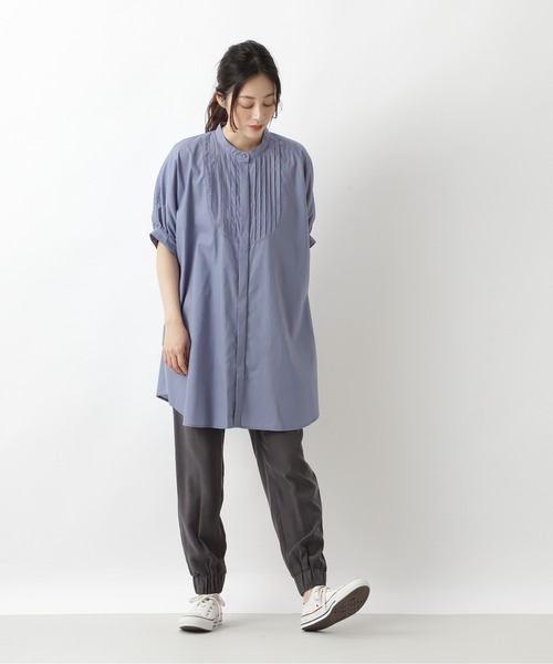 NATURAL BEAUTY BASIC（ナチュラルビューティーベーシック）の「チュニックシャツブラウス（シャツ/ブラウス・レディース・ブラウン/オフホワイト/ブルー・SMALL/MEDIUM）」の19枚目の写真