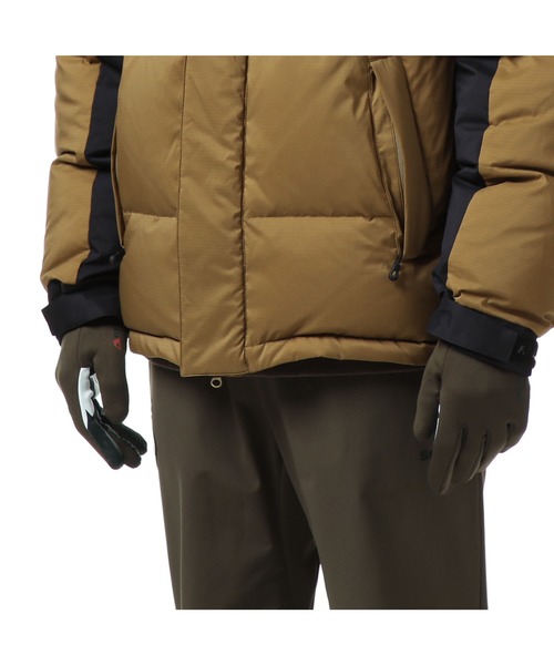 F.C.Real Bristol（エフシーレアルブリストル）の「POLARTEC FLEECE TOUCH GLOVES（手袋・メンズ・ネイビー/ブラック/カーキ・FREE）」の7枚目の写真