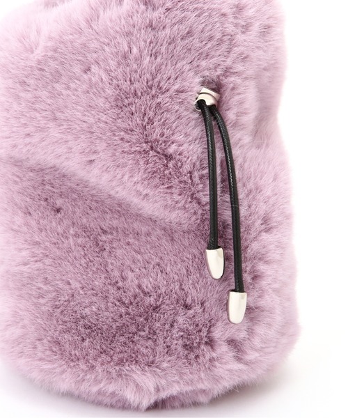 NATURAL BEAUTY BASIC（ナチュラルビューティーベーシック）の「フェイクファードロストショルダー/0171282973（ショルダーバッグ・レディース・ライトグリーン/ラベンダー・ﾌﾘ-）」の6枚目の写真