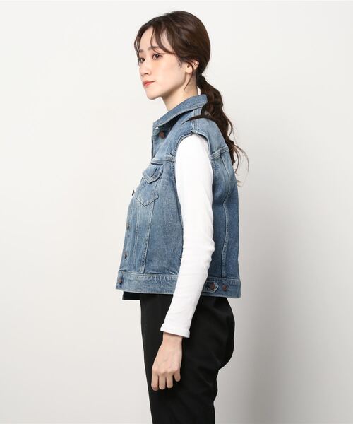 Guess（ゲス）の「ANN Denim Vest（ベスト・レディース・インディゴブルー・LARGE/SMALL/MEDIUM）」の3枚目の写真