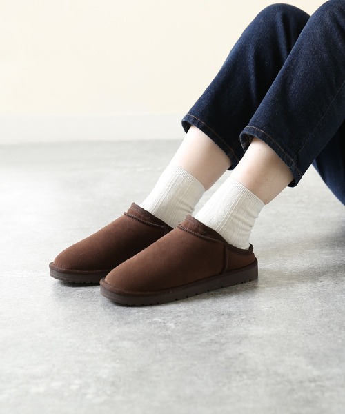 mooimooi(モーイモーイ)の「ショート丈ムートンスリッポン(ブーツ・レディース・ブラック/キャメル/ダークブラウン/チャコールグレー・3L/L/S/4L/LL/M)」の11枚目の写真