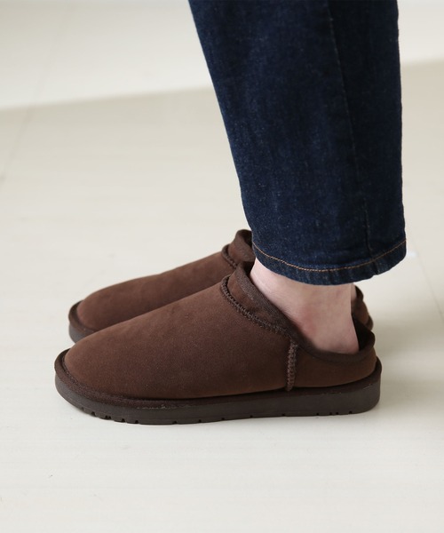 mooimooi(モーイモーイ)の「ショート丈ムートンスリッポン(ブーツ・レディース・ブラック/キャメル/ダークブラウン/チャコールグレー・3L/L/S/4L/LL/M)」の20枚目の写真