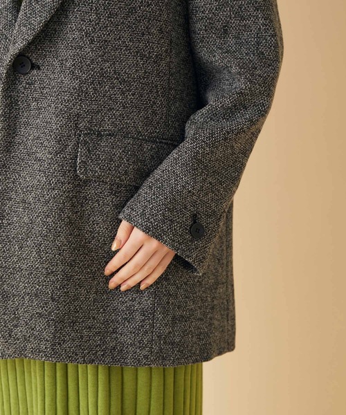 MADEMOISELLE ROPE'（マドモアゼル ロペ）の「<中綿キルト裏地>コンケープオーバーライトジャケット（テーラードジャケット・レディース・ブラック系その他/イエロー系その他3・38）」の8枚目の写真