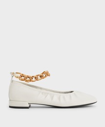 CHARLES & KEITH（チャールズ & キース）の「チャンキーチェーン アンクルストラップバレリーナフラット / Chunky Chain Ankle Strap Ballerina Flats（バレエシューズ・レディース）」