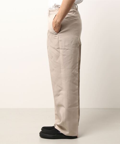 SPINNS（スピンズ）の「スリムストレート カラーパンツ（スラックス・メンズ・ブラック/ブラウン/オフホワイト/グリーン・M/L）」の16枚目の写真