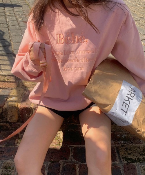 yuue' ( wear )(ユーイ)の「ロングスリーブーロゴ刺繍スウェットトレーナー(スウェット・レディース・ライトグレー/ブラック/ネイビー/グリーン/ライトピンク/ライトベージュ・FREE)」の11枚目の写真