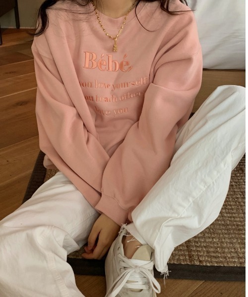 yuue' ( wear )(ユーイ)の「ロングスリーブーロゴ刺繍スウェットトレーナー(スウェット・レディース・ライトグレー/ブラック/ネイビー/グリーン/ライトピンク/ライトベージュ・FREE)」の18枚目の写真