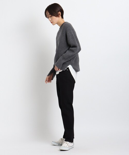 INDIVI(インディヴィ)の「◆【otonaMUSE 12月号掲載商品 佐田真由美さん着用】テーパードウォームデニム(デニムパンツ・レディース・ブルー/ブラック・38/12/19/36/13/40/05/15 /03)」の4枚目の写真