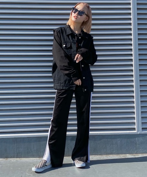 SHAGGIE（シャギー）の「ベロアライン裾スリットセットアップパンツ