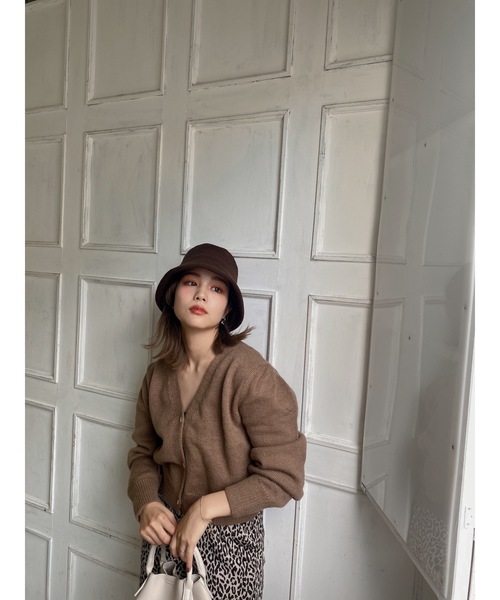 jumelle(ジュメロ)の「Vネックカーディガン(カーディガン/ボレロ・レディース・ブラウン/レッド・FREE)」の12枚目の写真