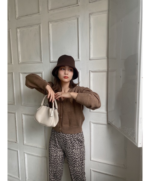 jumelle(ジュメロ)の「Vネックカーディガン(カーディガン/ボレロ・レディース・ブラウン/レッド・FREE)」の19枚目の写真