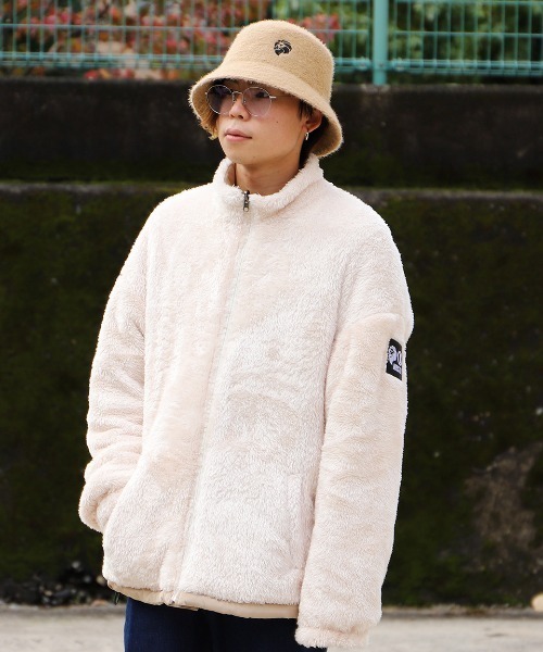 NESTA BRAND(ネスタブランド)の「裏ボアリバーシブルドロップショルダージャケット(ブルゾン・メンズ・ベージュ/レッド・XL/L/M/XXL)」の5枚目の写真