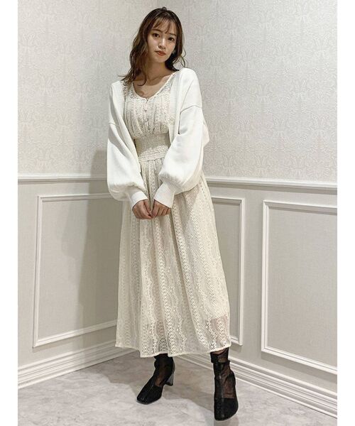 dazzlin（ダズリン）の「レースアップVネックカーディガン