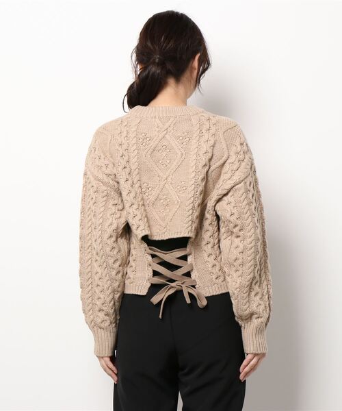 MOUSSY(マウジー)の「BACK OPEN セーター(ニット/セーター・レディース・ダークブラウン/パープル/ライトベージュ/アイボリー・FREE)」の6枚目の写真