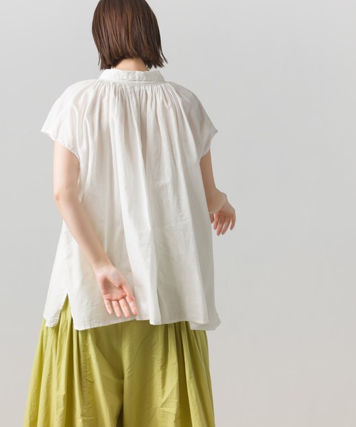 OMNES（オムネス）の「リネンコットンボイルフレンチスリーブブラウス（シャツ/ブラウス・レディース・ホワイト/ブラック/グレー/ブルー・FREE）」の21枚目の写真