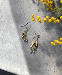 m.soeur（エムスール）の「真鍮のミモザ揺れピアス＊（ピアス（両耳用））」