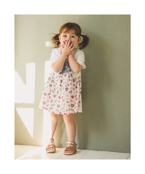 BeBe（ベベ）の「BeBe/グリッターフラワーモチーフメタリックサンダル(15~21cm)（サンダル・キッズ・ベージュ/グレー・18/17/15 /21/16/20/19）」の10枚目の写真