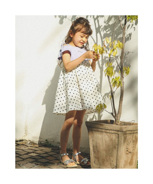 BeBe（ベベ）の「BeBe/グリッターフラワーモチーフメタリックサンダル(15~21cm)（サンダル・キッズ・ベージュ/グレー・18/17/15 /21/16/20/19）」の7枚目の写真