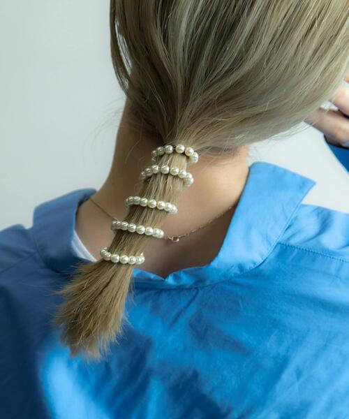 SMELLY（スメリー）の「パールグルグルヘアワイヤー（その他ヘアアクセサリー・レディース・ホワイト系その他・-）」の6枚目の写真