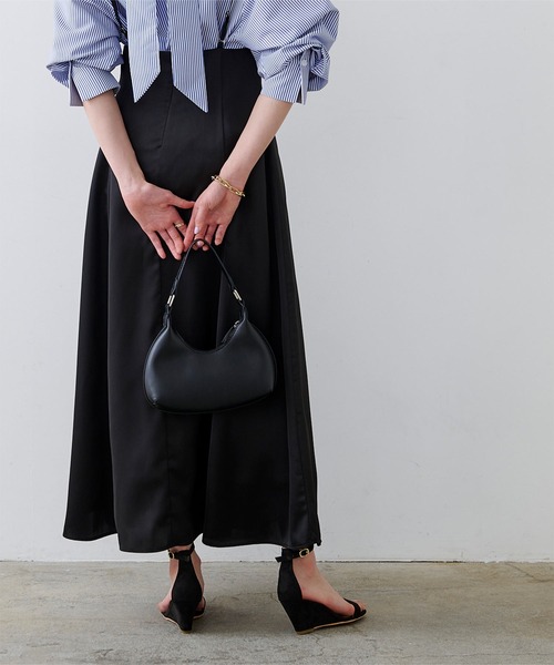 UR'S（ユアーズ）の「ｽﾄﾗｯﾌﾟｻﾝﾀﾞﾙ（サンダル・レディース・ホワイト/ブラック/ゴールド/ブルー/グリーン・LL/S/M/L）」の18枚目の写真