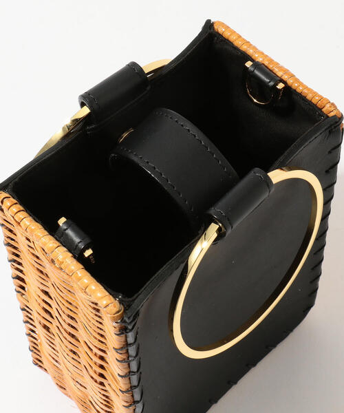 TOMORROWLAND （トゥモローランド）の「VIOLAd'ORO レザー ラタンコンビ ショルダーバッグ（ショルダーバッグ・レディース・ブラック系その他・FREE）」の10枚目の写真