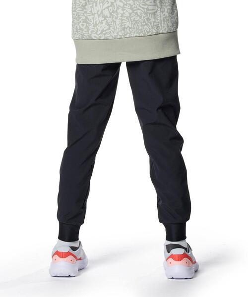 UNDER ARMOUR（アンダーアーマー）の「UAアーマー スポーツ ウーブン パンツ（トレーニング/KIDS）（その他パンツ・キッズ・ブラック・150/160/130/140）」の6枚目の写真