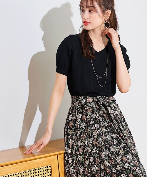Tiaclasse(ティアクラッセ)の「【洗える】花柄が大人可愛いパフ袖ニットコンビワンピース(ワンピース・レディース・ネイビー/ブラウン/ブラック/モカ・9号/11号/7号)」の19枚目の写真