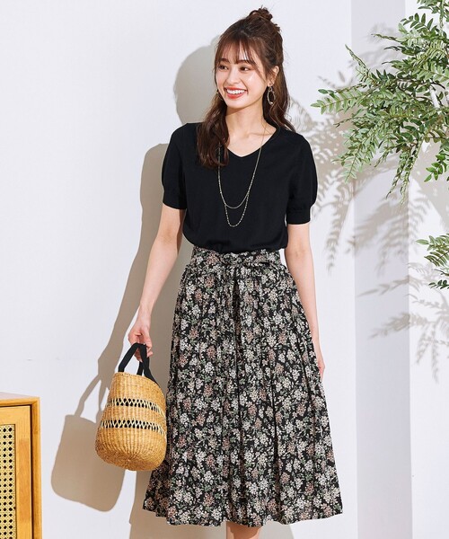 Tiaclasse(ティアクラッセ)の「【洗える】花柄が大人可愛いパフ袖ニットコンビワンピース(ワンピース・レディース・ネイビー/ブラウン/ブラック/モカ・9号/11号/7号)」の22枚目の写真