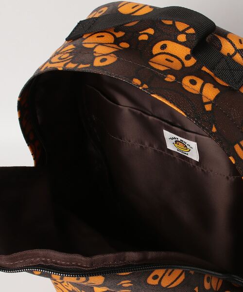 A BATHING APE（アベイシングエイプ）の「DAYPACK(M) ALL BABY MILO PVC（バックパック/リュック・メンズ・ブラウン・FREE）」の4枚目の写真