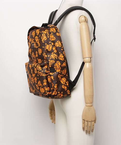 A BATHING APE（アベイシングエイプ）の「DAYPACK(M) ALL BABY MILO PVC（バックパック/リュック・メンズ・ブラウン・FREE）」の5枚目の写真