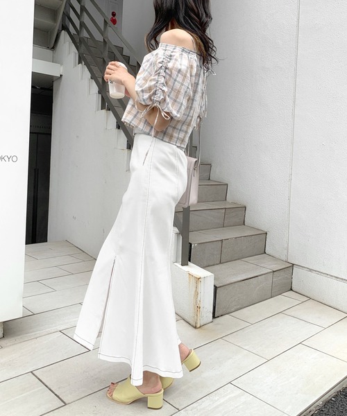 OLIVE des OLIVE（オリーブデオリーブ）の「ベルト付きスリットマーメイドスカート（スカート・レディース・ブラウン/ピンク/オフホワイト/ブラック・FREE）」の11枚目の写真