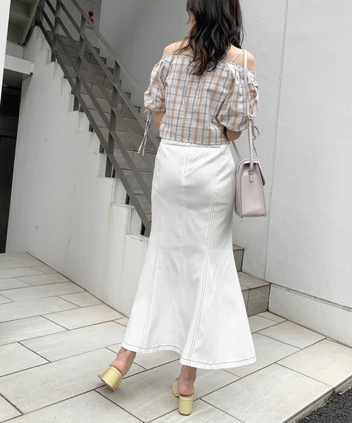 OLIVE des OLIVE（オリーブデオリーブ）の「ベルト付きスリットマーメイドスカート（スカート・レディース・ブラウン/ピンク/オフホワイト/ブラック・FREE）」の12枚目の写真