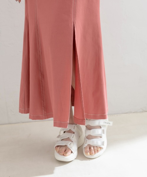 OLIVE des OLIVE（オリーブデオリーブ）の「ベルト付きスリットマーメイドスカート（スカート・レディース・ブラウン/ピンク/オフホワイト/ブラック・FREE）」の6枚目の写真